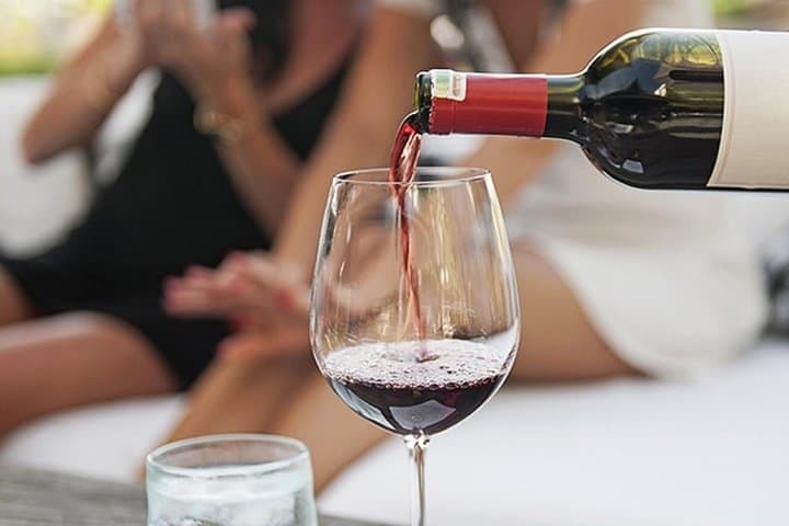 Winery Oeno Island Style Wine Tasting