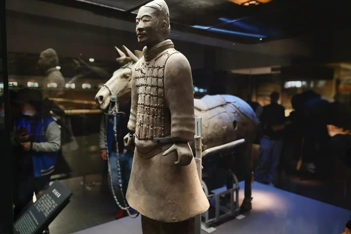 Xi'an Explorer: Private Tour from Guangzhou& Round-Trip Flight