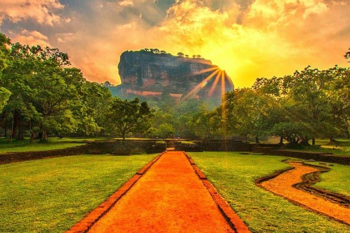 Sigiriya dambulla Full-Day Tour from colombo