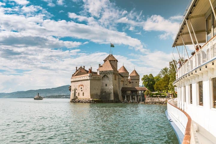 Private Tour to the Swiss Riviera from Geneva
