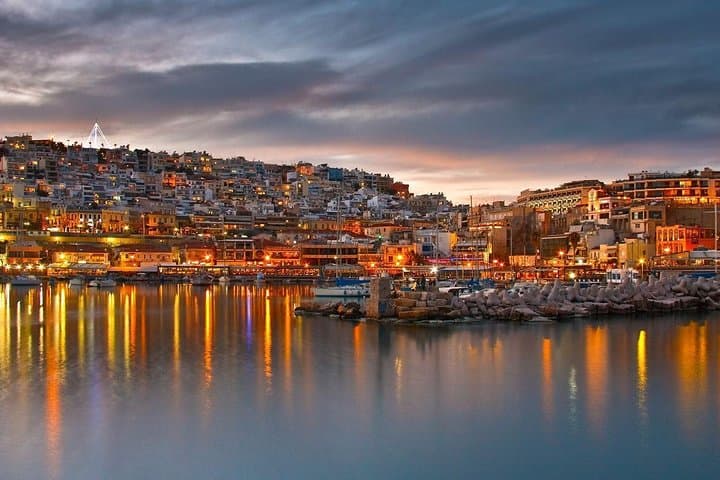 Piraeus port to Athens hotels Private arrival transfer