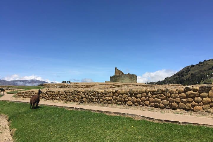 Ingapirca Ruins & Inca mountain face tour from Cuenca with Small Group