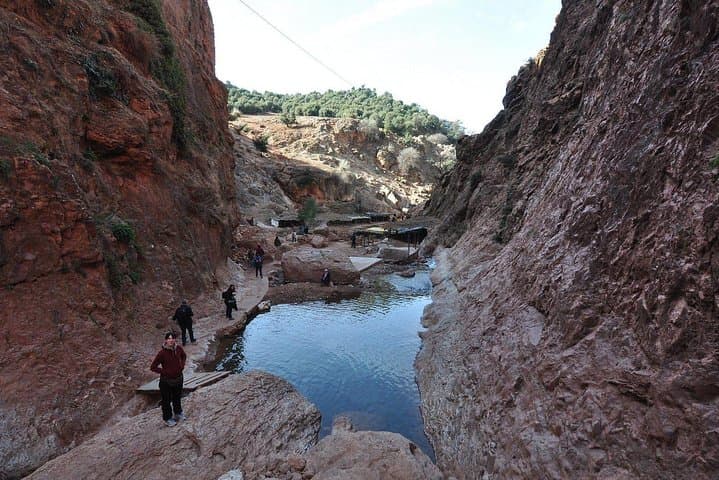 day trip fes to middle atlas mountain