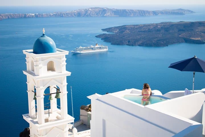 Santorini Small Group Tour : Blue Dome Photo Stop & Oia Free Time