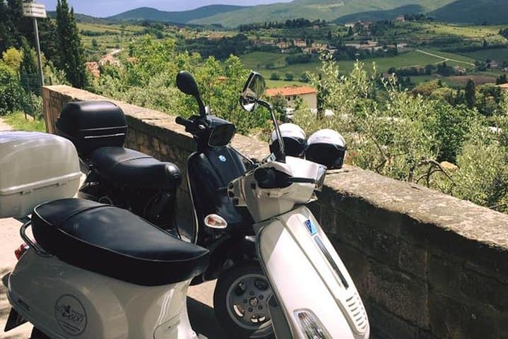 Private Vespa Tour in Chianti from Florence