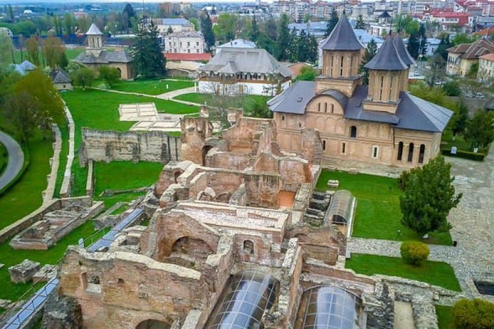 Small-Group Real Dracula Tour from Bucharest