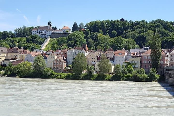 From Passau to Prague: Scenic Private Transfer in Comfort