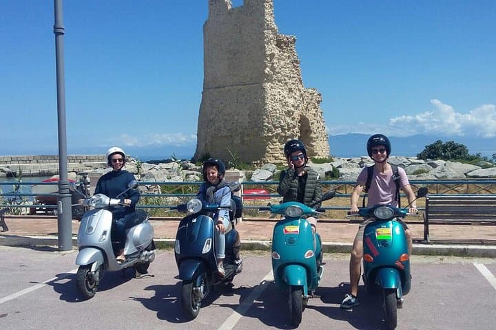 Vespa Tour - Costa Degli Dei