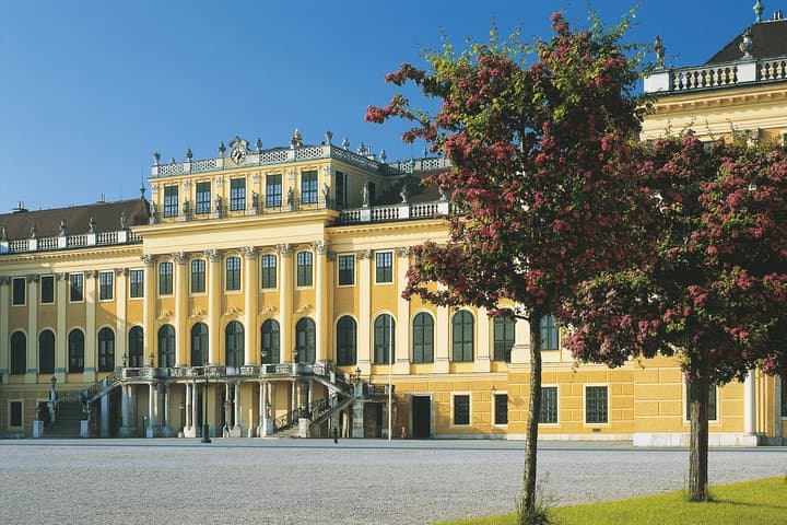 Schoenbrunn Palace Skip-The-Line and Vienna Highlights Private Tour