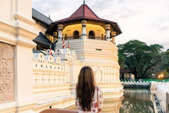 Explore Kandy360