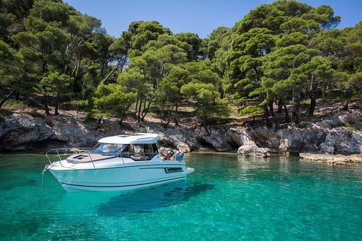 Private boat transfer - from airport to any island
