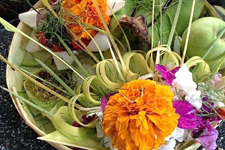 Bali Weaving Class: Lontar Palm Leaf Craft