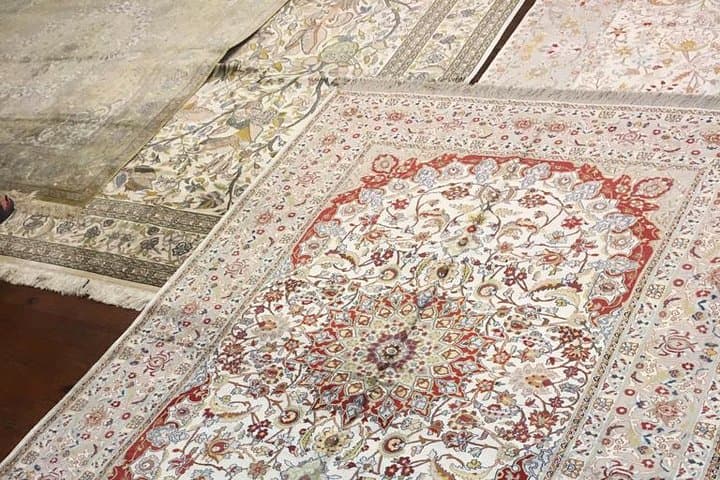 Private Cairo shopping tour to real papyrus museum Lotus oil factory jewelries