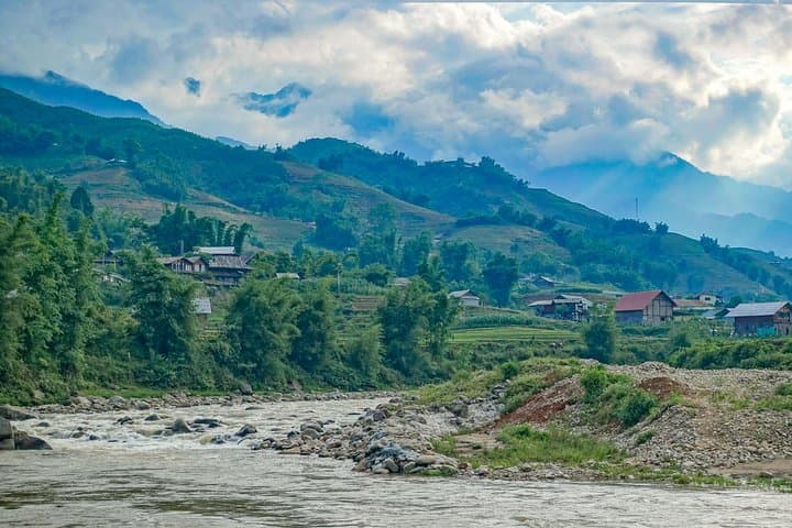 Sapa, Muong Hoa Valley - 1 Day Hiking & Cultural Experience