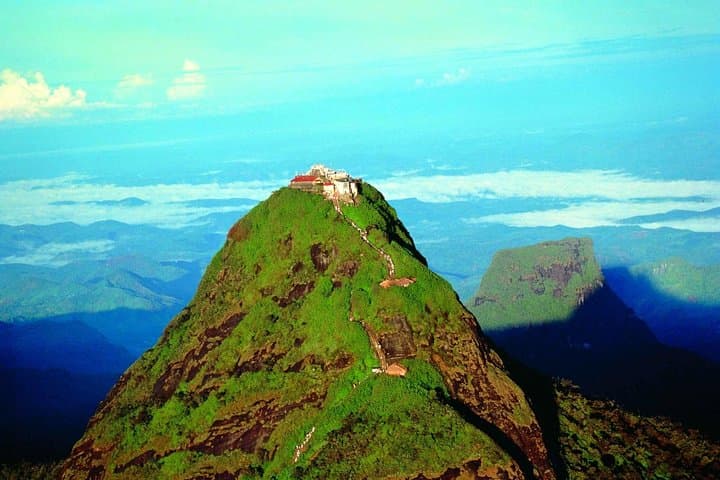 Hikking/Trekking to Adam's peak and Wilderness sanctuary.