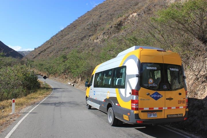 One-Way Private Transfer: Sacred Valley to Ollantaytambo Station