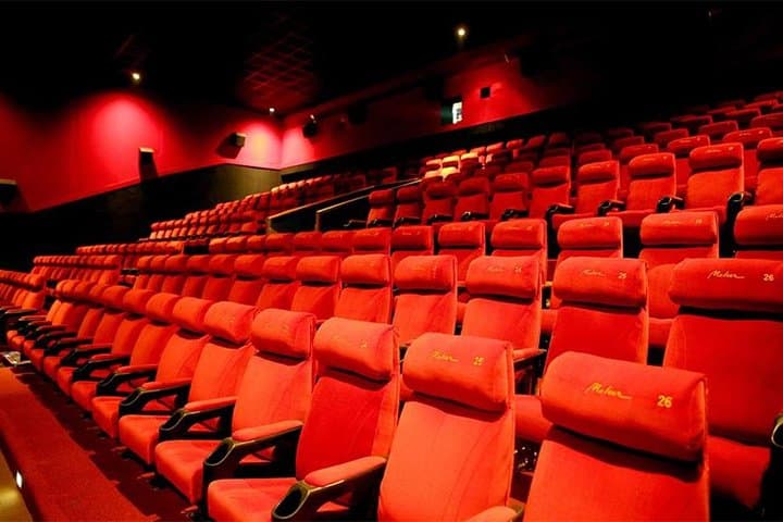 Watch Bollywood Movie with Dinner in Agra