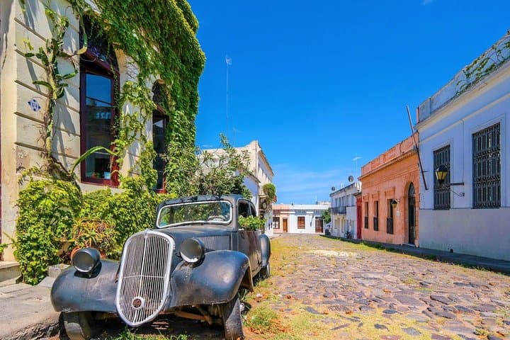 2-Day Trip to Colonia and Montevideo from Buenos Aires