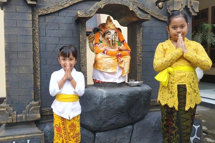 Bali Private Car Charter with Chauffeur
