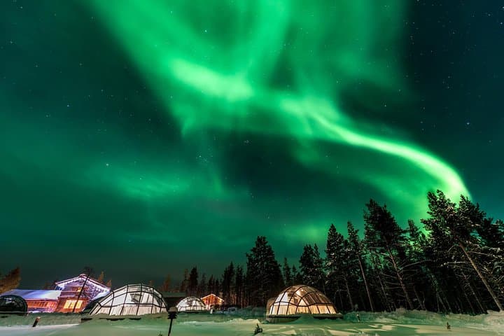 Northern Lights Picnic by Car from Rovaniemi