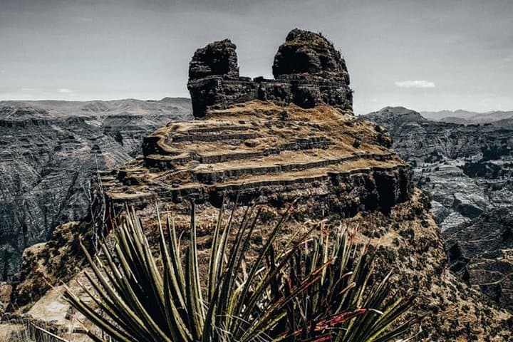 Waqra Pukara (Day Trip)
