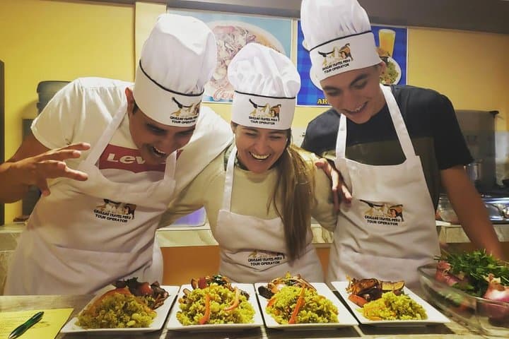 Peruvian Food Classes and Visit Local Market || group service||