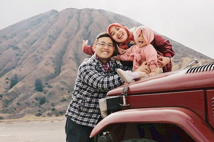 Mount Bromo Jeep Car Rental departs from CEMORO LAWANG