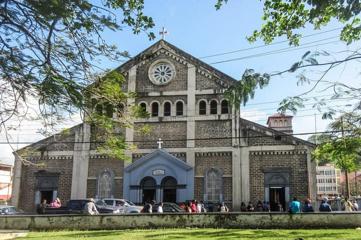 Private Castries or Shopping Tour/Transfers