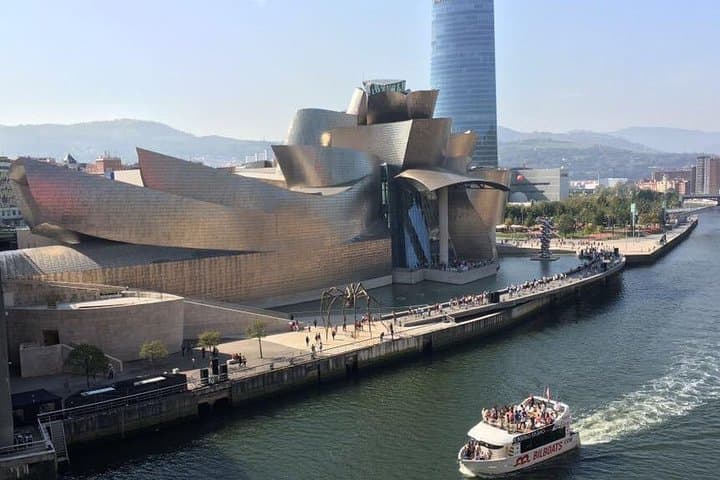 E-bike tour in Bilbao