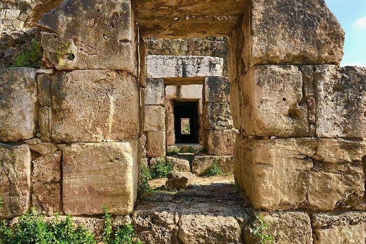 Sidon, Magdouche and Tyre