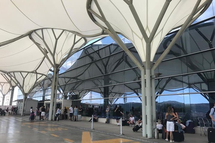 Private transfer - Split airport to Makarska, Brela or Baska Voda