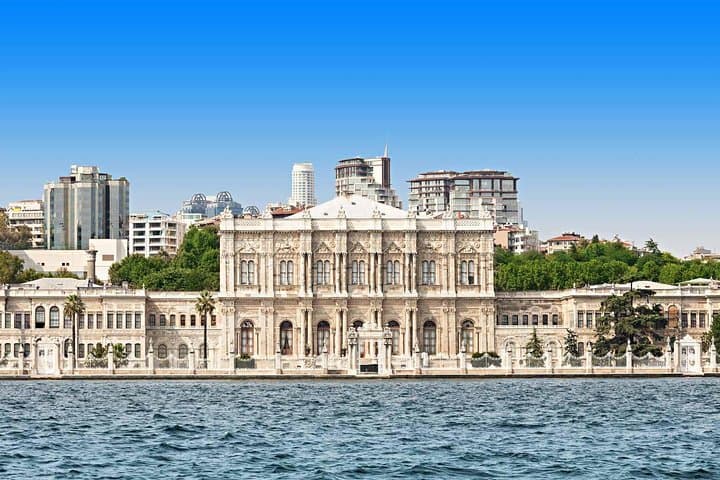 Dolmabahçe Palace with Bosphorus Tour by Boat
