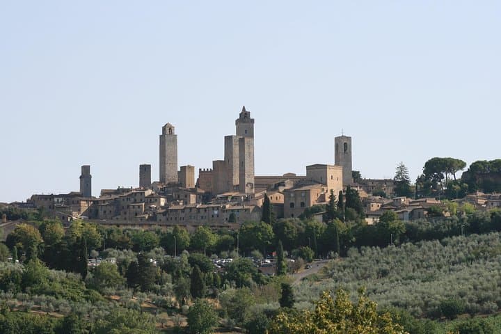 Private Tour of San Gimignano & Siena