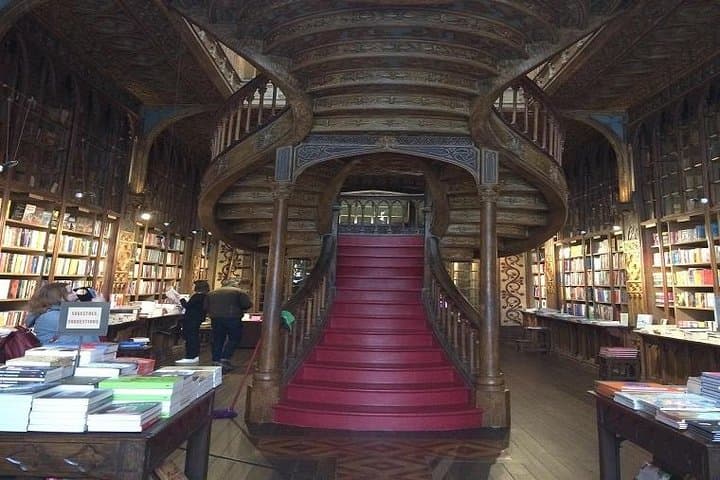Porto Small Group Walking Tour with Lello Bookshop