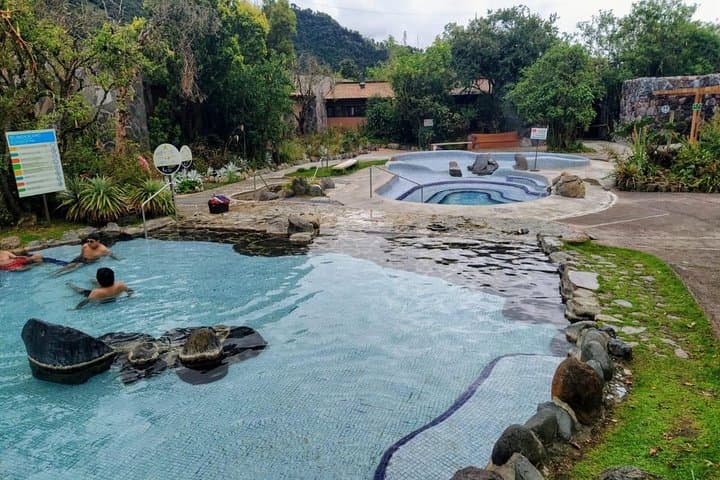 Papallacta Experience : Hot Springs and Forest Route