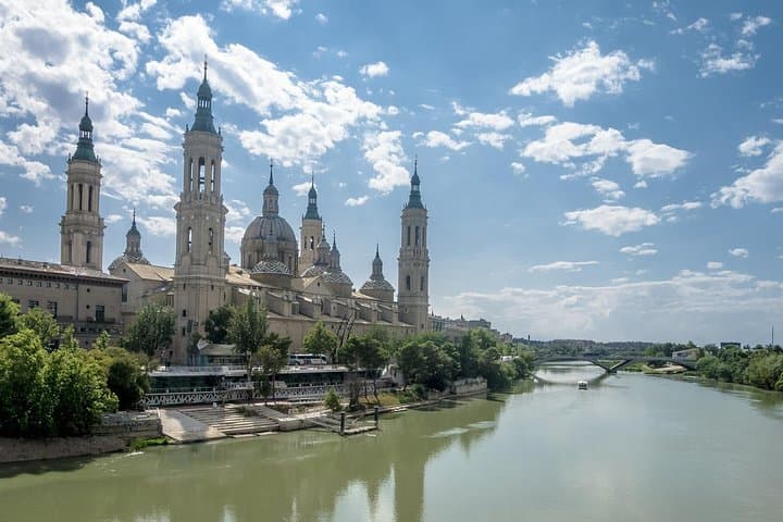 Zaragoza Heritage - Basilicas, Cathedrals & Historic Landmarks