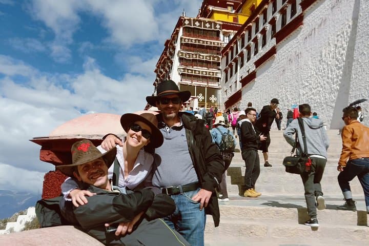3-Night Holy City Lhasa Group Tour