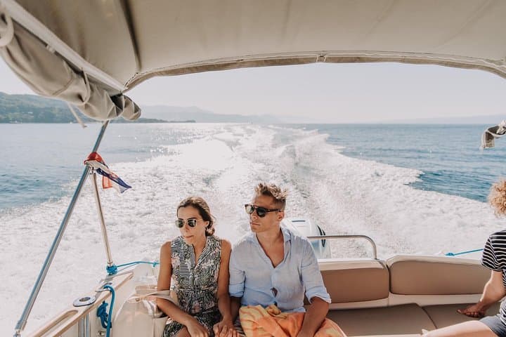 Private boat transfer - Split Airport to Hvar Island - one way