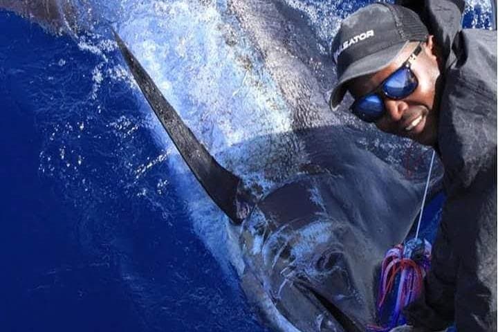 Fun Fishing Tour (Snacks & Light Refreshments Offered)
