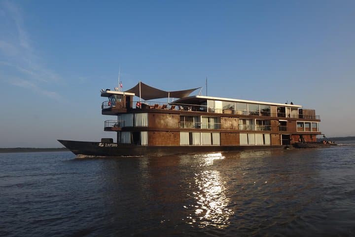 8-Day Amazon River Luxury Cruise from Iquitos on the 'Zafiro'