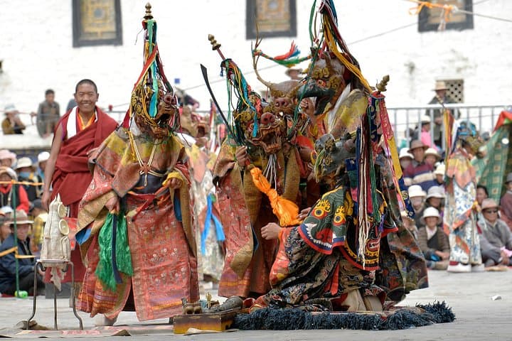 6-Day Private Lhasa Gyantse Shigatse Tour