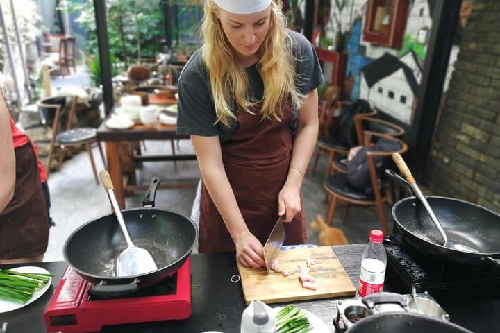 Half-Day Chengdu Farm Cooking Class & Spice Market Exploration