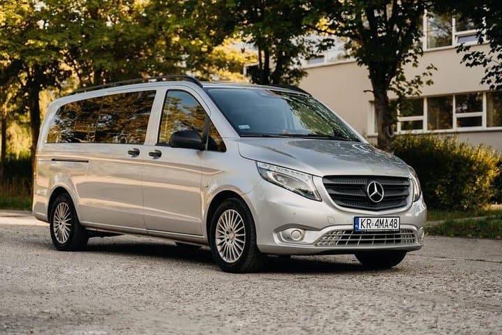 Krakow: Private Transfer to/from Budapest