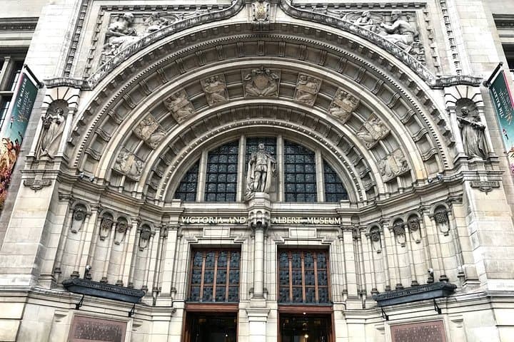 V&A Victoria and Albert Museum Tour
