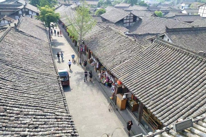 Private Overnight Tour to Langzhong Old Town from Chengdu
