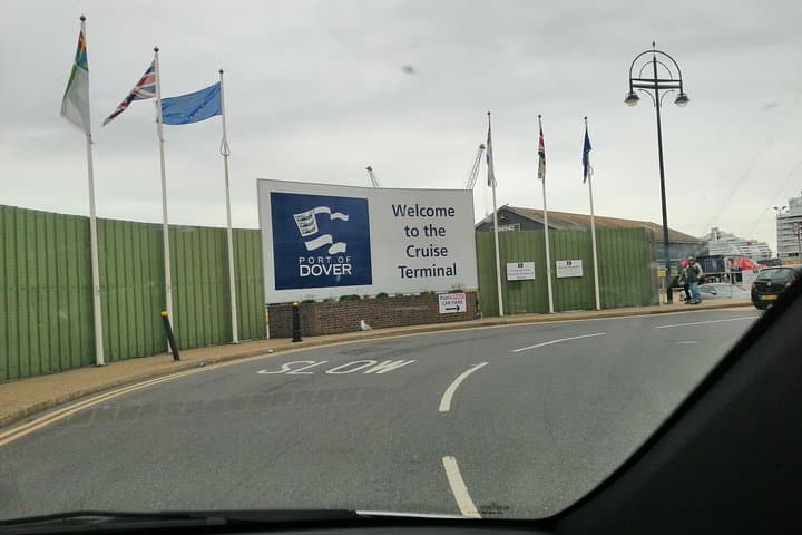 Dover Cruise Terminal to London with Stopover at Leeds Castle