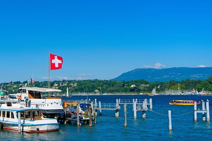 Private Photo Tour PLUS in Geneva