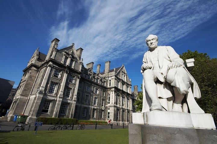 Secrets of Dublin private walking tour