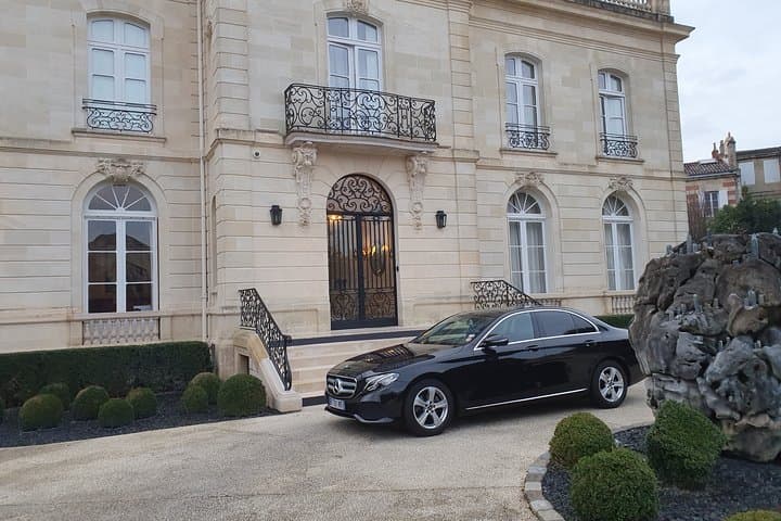 Private Transfer from Paris to Saint Tropez