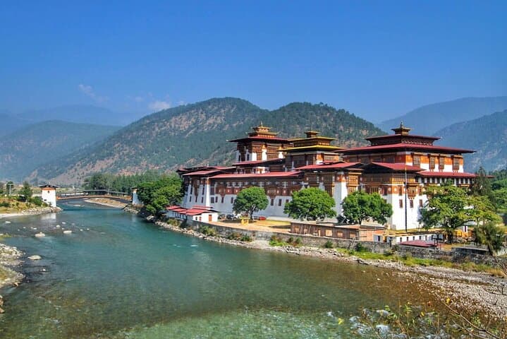 7 Nights 8 Days Bhutan Tour